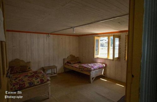 Arang Kel House | Family-Friendly Stays at Popeyes Guest House Await You