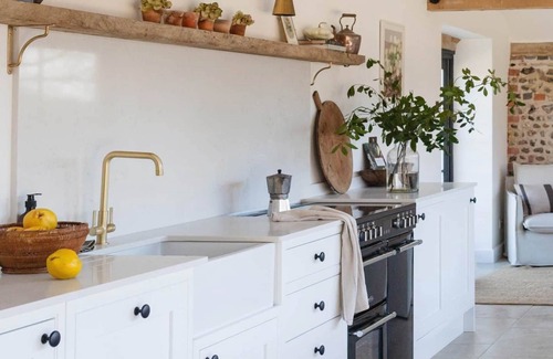 Birdham House | Experience Poplars Farm Barns: Pet-Friendly Getaway