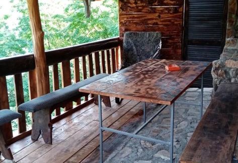 Perucac Apartment | Discover Popović na Drini: Pet-Friendly Retreat with 9.6/10 Rating