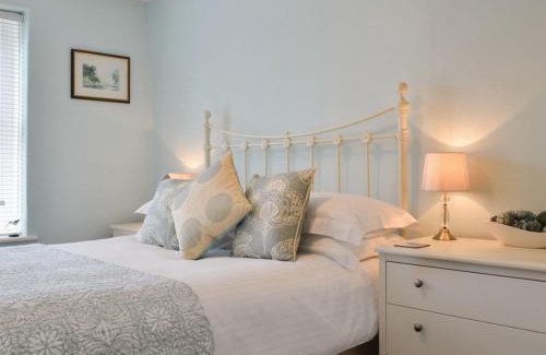 Hebden House | Discover Poppy Cottage: Family-Friendly Getaway, 4 Stars