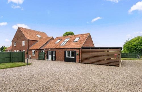 Horncastle House | Poppy Cottage: Guest Rated 9.8 with Family-Friendly Perks