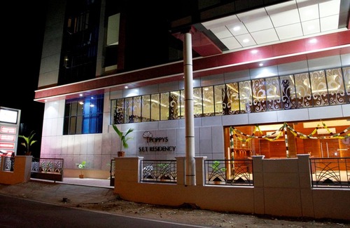 Kumbakonam Hotel | Poppys S.E.T Residency