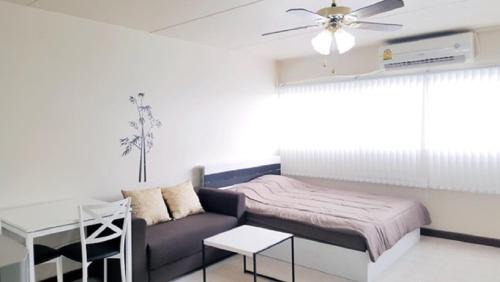 Ban Mai Apartment | Family-Friendly Condo C6 IMPACT: Great for Kids & Parents