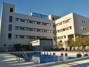 Torrejon de Ardoz Hotel | Relaxing Getaway at Porcel Avant with Oceanfront Views