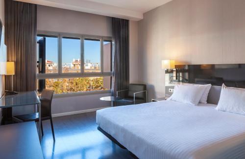 Distrito Macarena Hotel | Discover Porcel Torneo: Family-Friendly & Highly Rated Stay