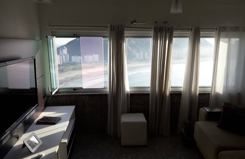 Porchat Island Apartment | Scenic Porchat Island Getaway with Ocean Views & Pool