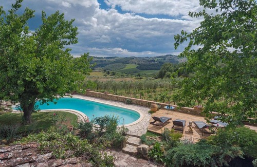 Greve in Chianti Villa | Pet-Friendly Retreat at Porciglia Alta for Families