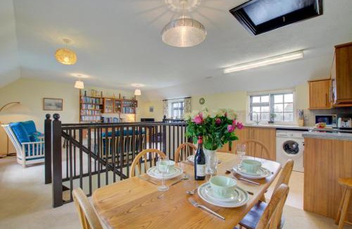 Harlyn House | Discover Porghelly Cottage: Family and Pet-Friendly Retreat