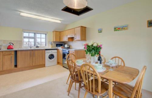 Harlyn House | Discover Porghelly Cottage: Family and Pet-Friendly Retreat