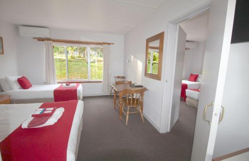 Port Arthur Hotel | Comfortable Stay at Port Arthur Motor Inn with Pool & Restaurant