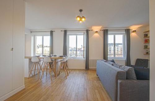 Saint-Jean Apartment | Elegant Getaway at Port de Caen - Child Friendly Retreat