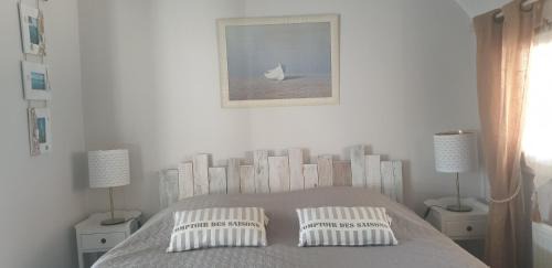 Cancale Apartment | Family-Friendly 3-Star Retreat at Port de La Houle