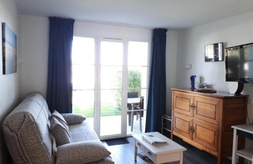 Arzon Apartment | Discover Port du Crouesty Cap'Océan with Pool & Pet Friendly