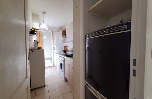 Frejus Port Apartment | Port FREJUS T2: Air-Conditioned Retreat with Garden View
