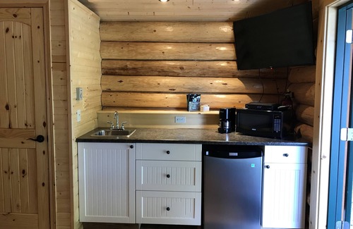 Port Hardy Cabin | Pet-Friendly Port Hardy RV Resort - Guest Rated 9.8/10