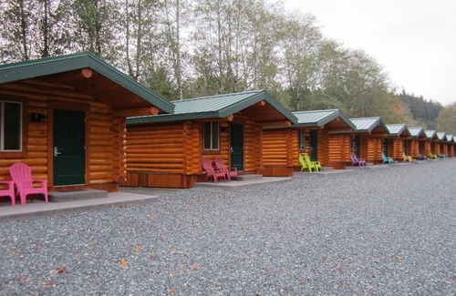 Port Hardy Cabin | Pet-Friendly Port Hardy RV Resort - Guest Rated 9.8/10
