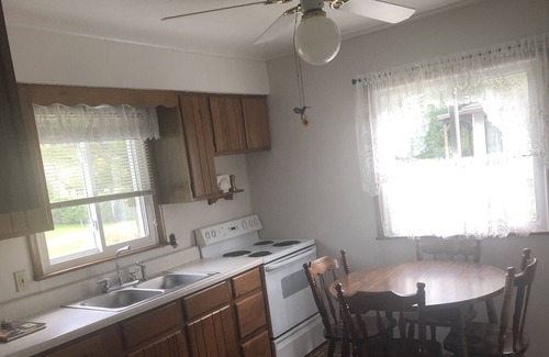 Harbor Beach House | Port Hope Hideway