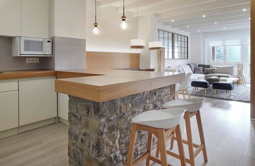 Baqueira Apartment | Experience Port Luxe by FeelFree Rentals with Spa and Kitchen