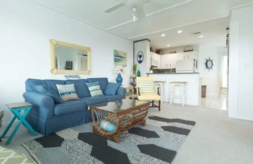 Isle of Palms Condo | Top Floor Oceanview at Port O' Call E303 - Guest Rated 9.8
