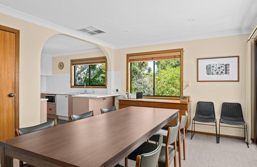 Port Willunga House | Inviting Port of Call - Steps from Beautiful Port Willunga Beach