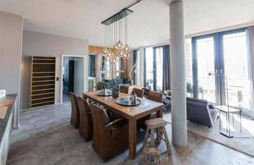 Travemuende Apartment | Discover Port of Travemünde - Guest Rated 9.5/10 & Pet Friendly