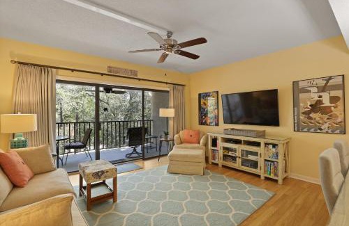Palmetto Dunes House | Port Royal Village 302 Walk To Beach