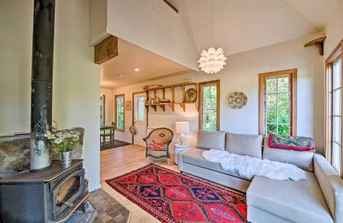 Adelma Beach House | Guest Rated 10/10: Port Townsend Cottage by Wineries