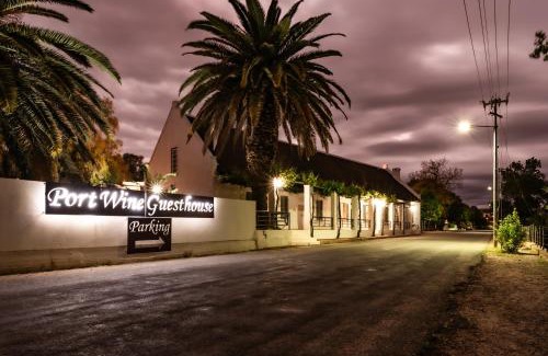 Calitzdorp Bed & Breakfast | Beachfront Port Wine Guesthouse with Pool & Ocean Views