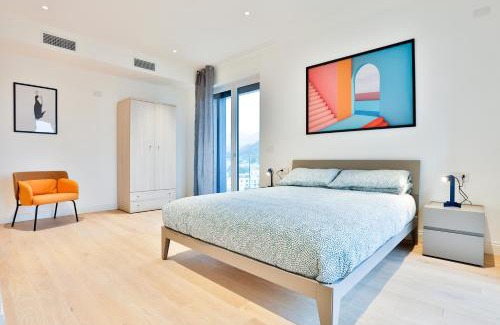 Magazzeno Apartment | Exclusive Seaview Terrace Flat at Porta di Mare