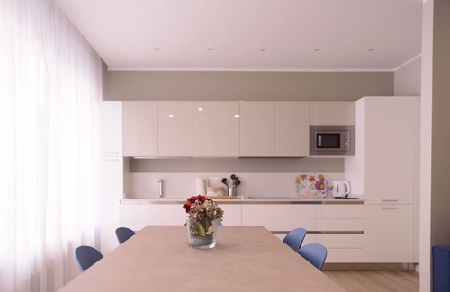 Cittadella Apartment | Central Porta di Verona Apartment with Garage & Great Amenities