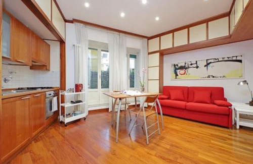 San Giovanni Apartment | Porta Metronia Suite