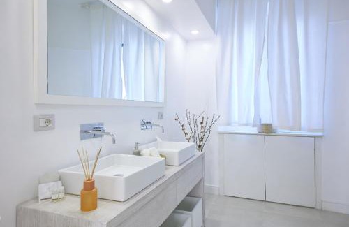 Porta Romana Apartment | Bright Porta Romana: 4-Star Stay Near Duomo, Pet Friendly