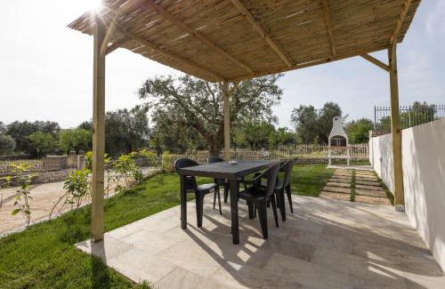 Cozzana House | Relaxing Stay at Porta Sugli Ulivi with Ocean View & Spa