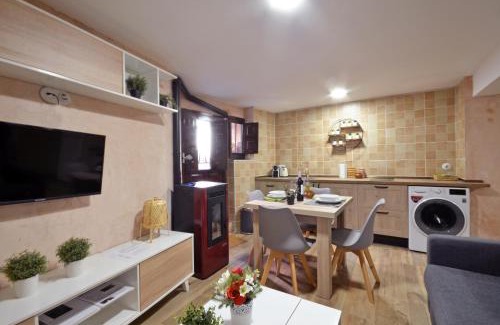 Albarracin Apartment | Cozy Portal de Molina 2 in Historic Albarracín