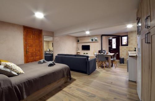 Albarracin Apartment | Cozy Portal de Molina 2 in Historic Albarracín