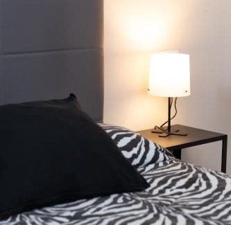 Guastalla Apartment | Urban Chic Getaway at PortaRomana T - Guest Rated 9.3/10