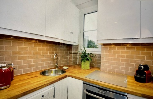 Porte-Dauphine Apartment | Perfectly Located OLYMPICS MAILLOT ETOILE - Guest Rated 10/10