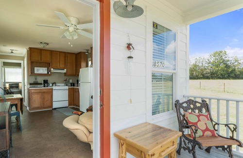 Laurel Hill House | Cozy Porter's Cottage: Oceanfront Retreat at Stillwater Ranch