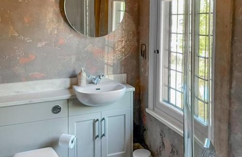 Great Saling House | Porters Hall