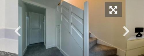 Porth Villa | Experience Comfort at Porth Ed View - Pet & Child Friendly