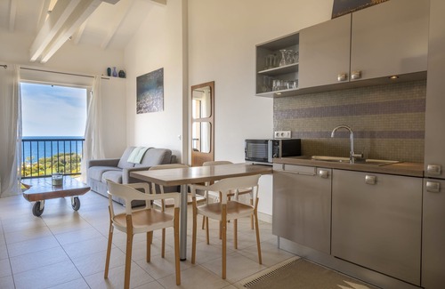 Porticcio Apartment | Porticcio: Oceanfront Apartment with Pool & Tennis Access