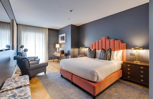 Aldoar Foz do Douro e Nevogilde Hotel | Oceanfront Getaway at Portie Deluxe Suites by DA'HOME