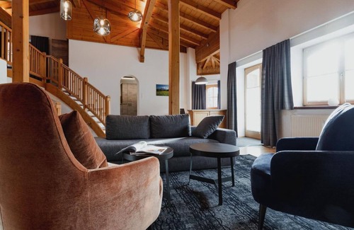 Dienten am Hochkoenig Apartment | Portis Ferienhaus: Family Retreat with Ocean Views