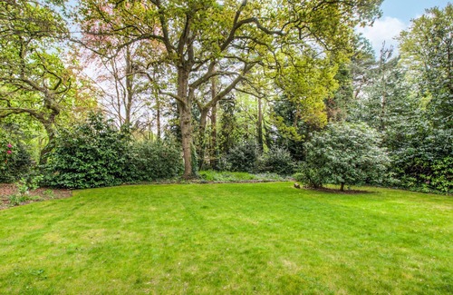Winton Cottage | Comfortable 3 Bedroom Accommodation in Bournemouth