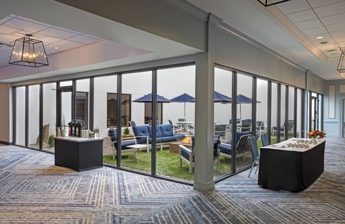South Portland Hotel | Discover Portland Sheraton at Sable Oaks: Family-Friendly Stay