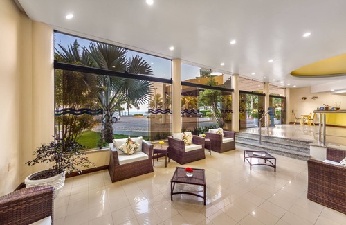 Porto Seguro Hotel | Beachfront Porto Cálem Praia Hotel with Spa & Family Amenities