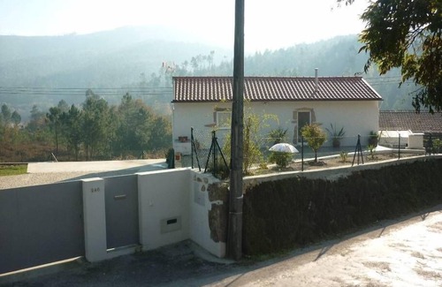 Ossela Villa | Cozy Porto Carreiro House: Ocean View & Spa Retreat