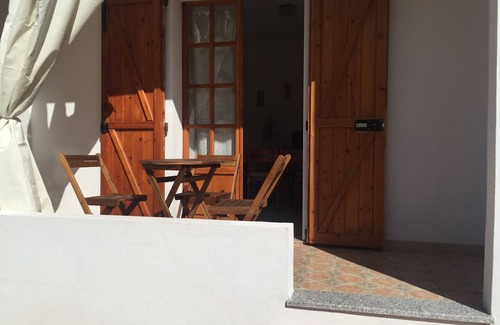 Sarroch Apartment | Cozy Porto Columbu Apartment with Spa and Breakfast Included