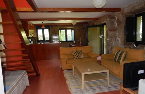 Porto do Son Cottage | Experience Porto Do Son: Refurbished Country House Oasis