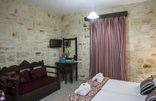 Kalyves Apartment | Discover Porto Kalyves Seaside Aparthotel: Oceanfront Bliss